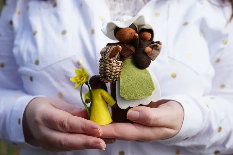 Ambrosius Mother Earth With Basket & Seed Baby Brown Hair Black Skin 2