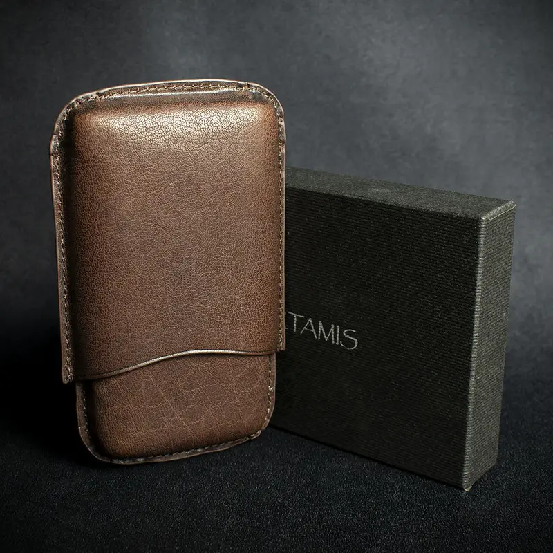 Artamis Brown Leather Cigar Case - 3 Robustos 1