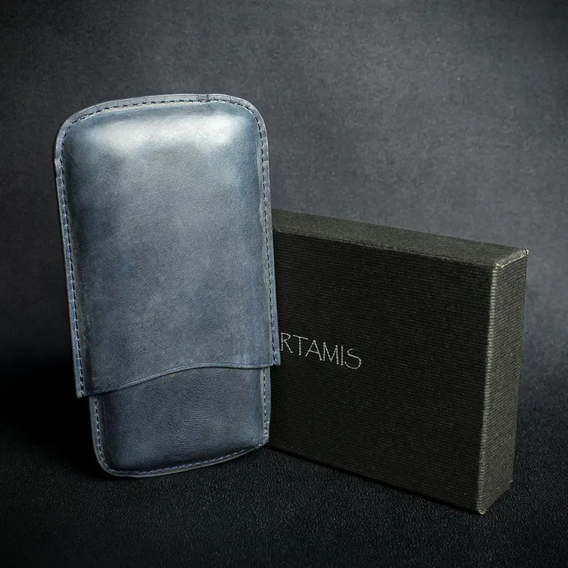 Artamis Navy Blue Leather Cigar Case - 3 Coronas 1