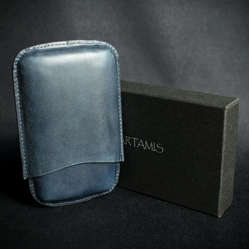 Artamis Navy Blue Leather Cigar Case - 3 Robustos 1