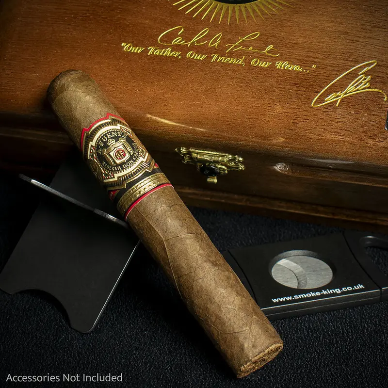 Arturo Fuente Don Carlos Robusto Cigar - Single 2