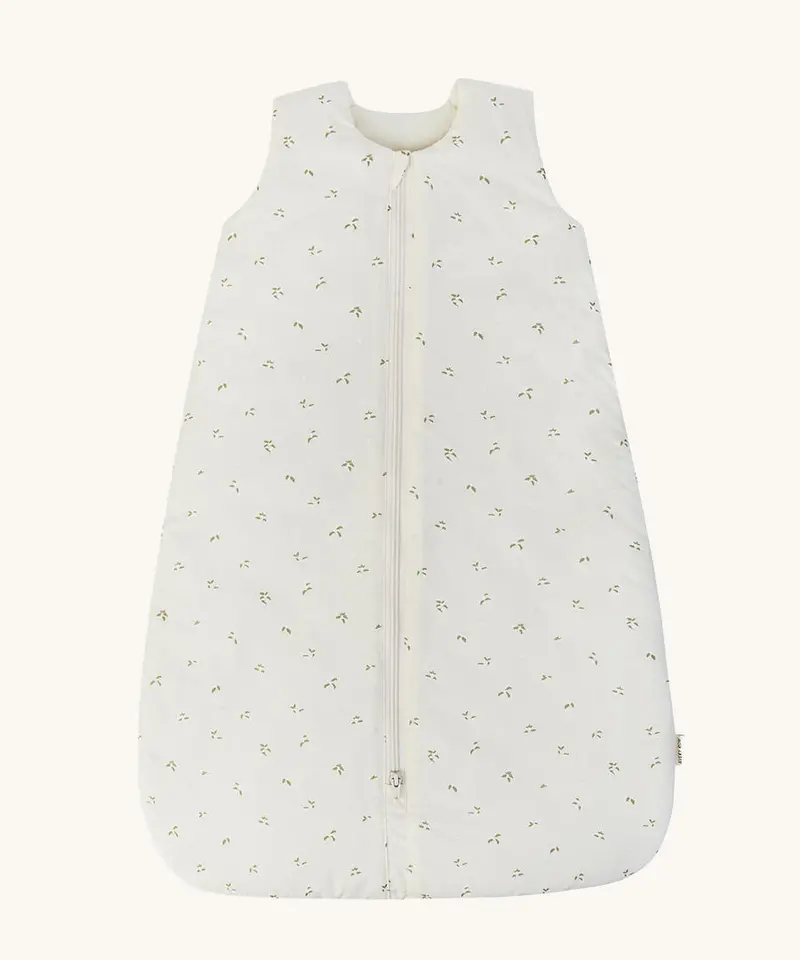 Avery Row Baby Sleeping Bag 2.5 Tog - Nettle Scatter 1