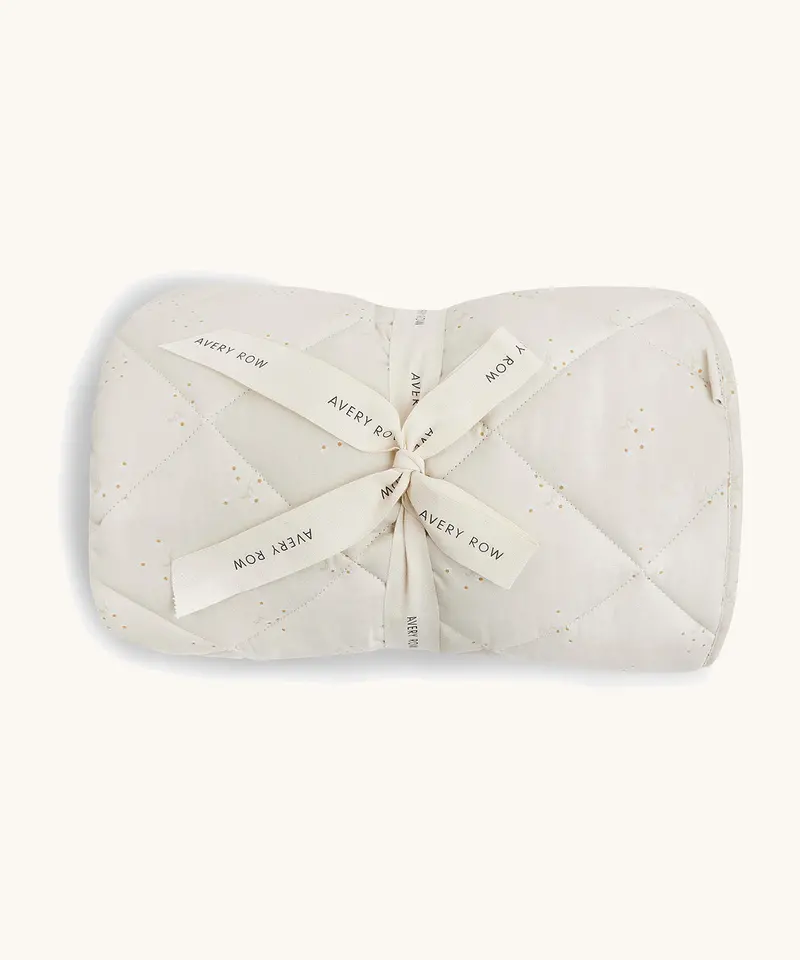 Avery Row Stay & Play Mat - Wild Chamomile 1