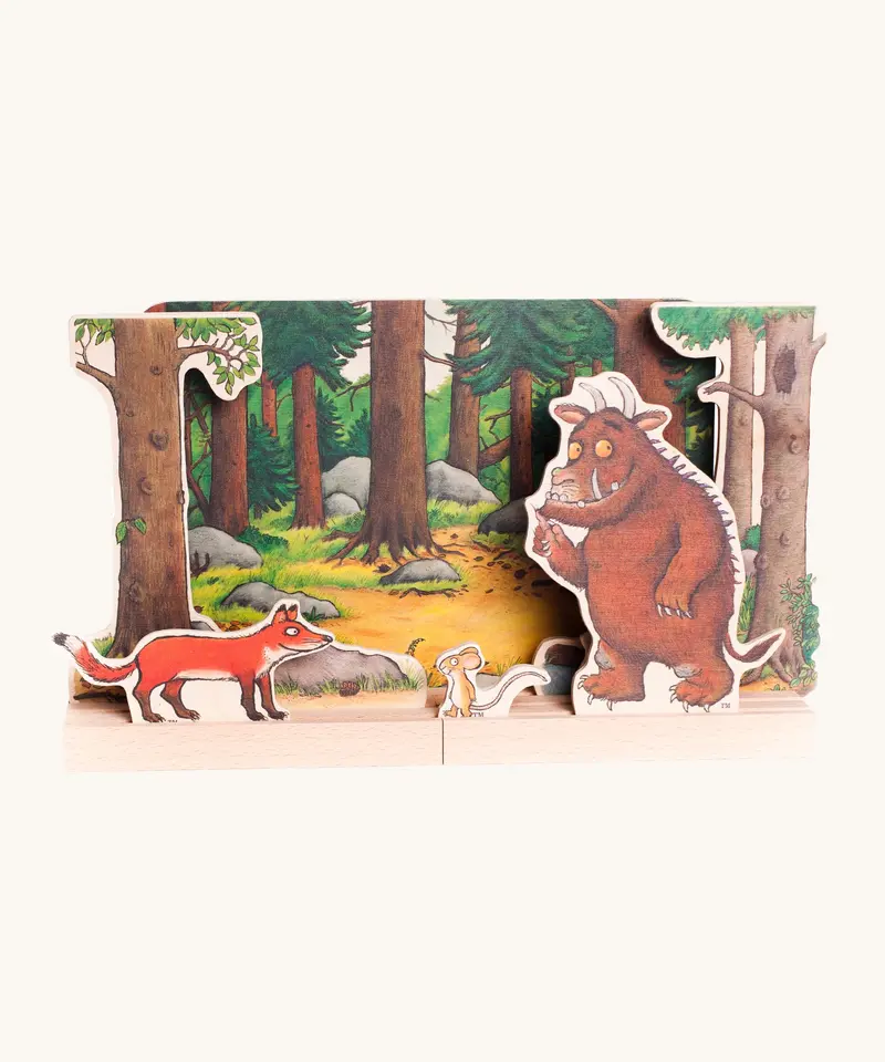 Bajo Gruffalo Wooden Theatre 1