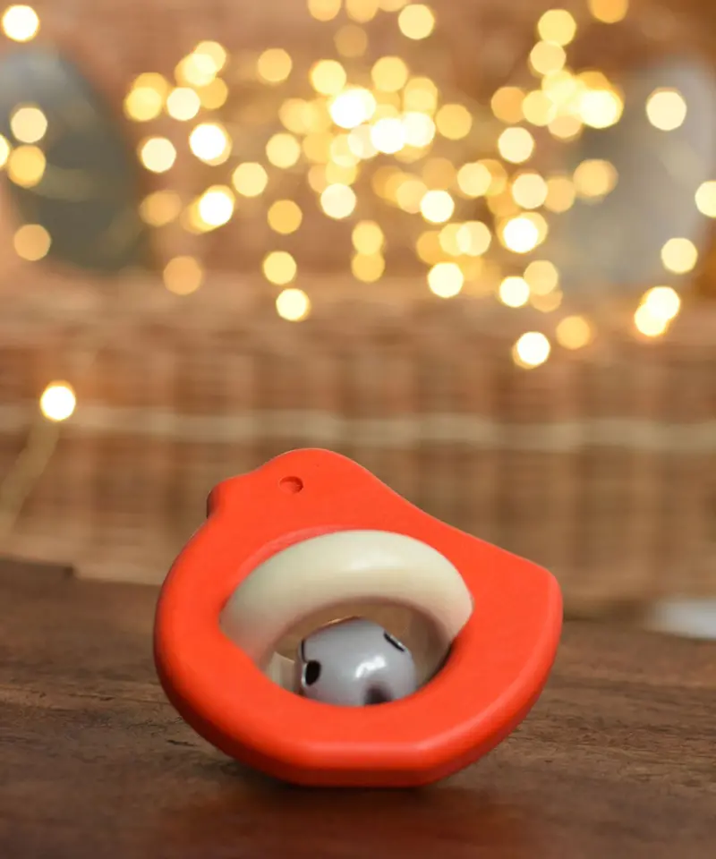 Bajo Wooden Bird Rattle 2