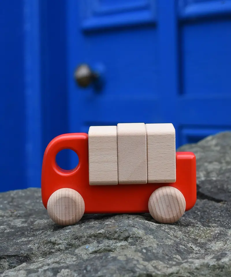 Bajo Wooden Truck With Blocks 1