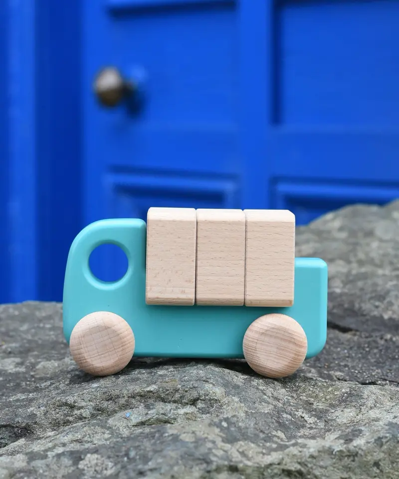 Bajo Wooden Truck With Blocks 3