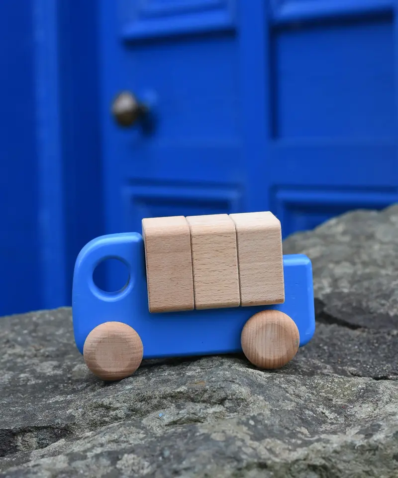 Bajo Wooden Truck With Blocks 5
