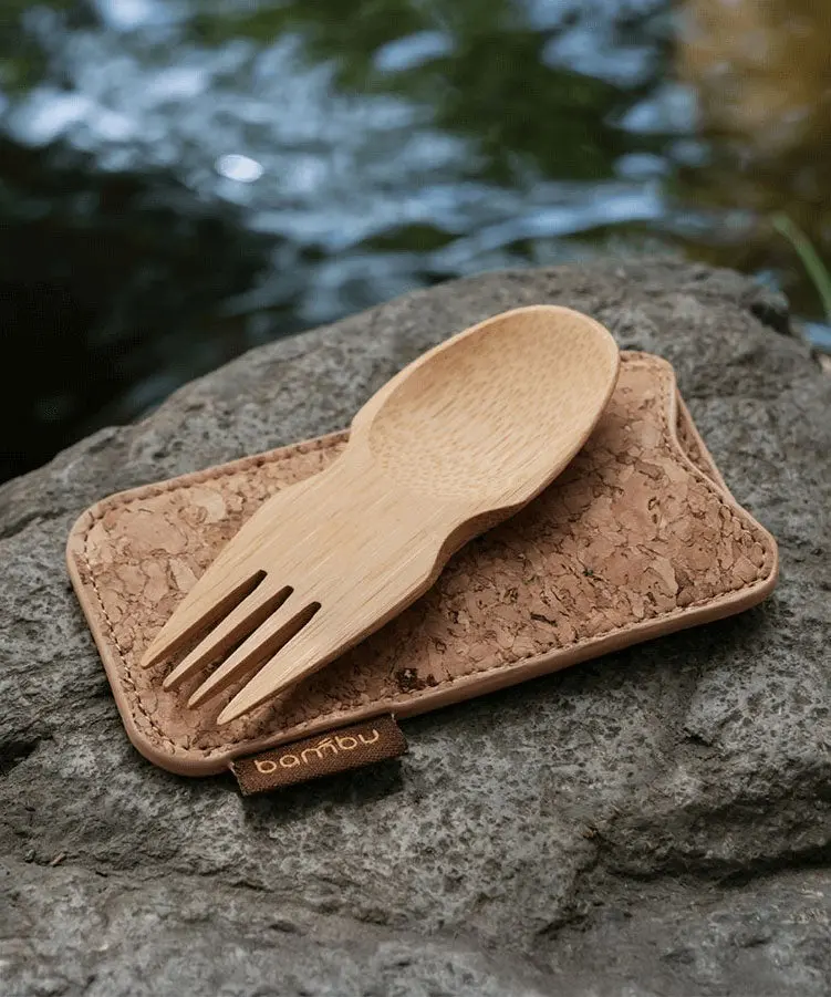 Bambu Compact Bamboo Spork & Cork Case 1