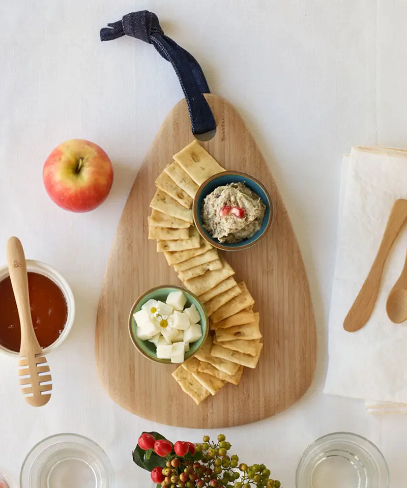 Bambu Droplet Artisan Serving Board 1