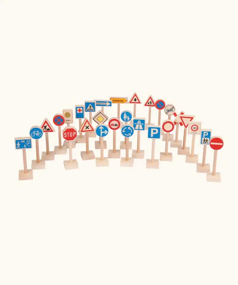Beck Wooden Road Signs Set 1
