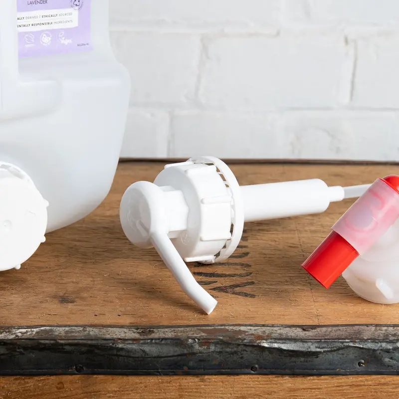 Bio-D Screw-On Large 20 Litre Pump 1