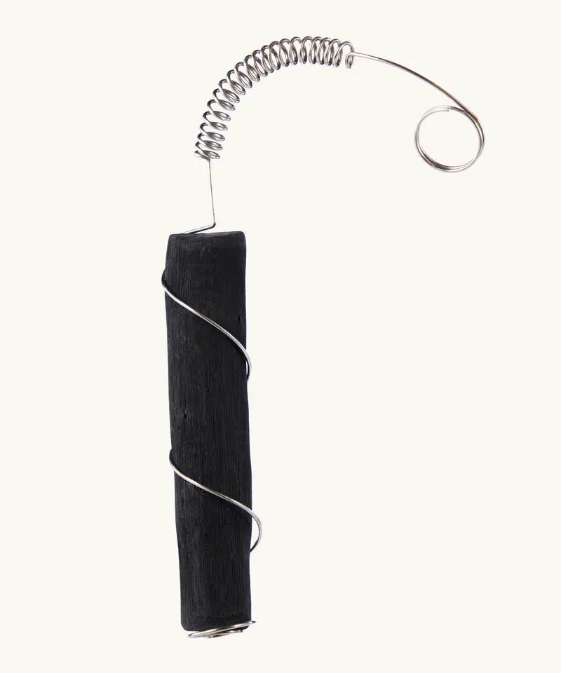 Black+Blum Active Charcoal Water Filter With Locking Coil 1