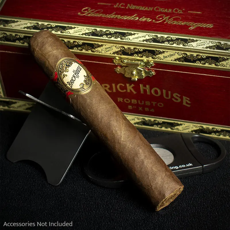 Brick House Classic Nicaragua Robusto Cigars - Box Of 25 2