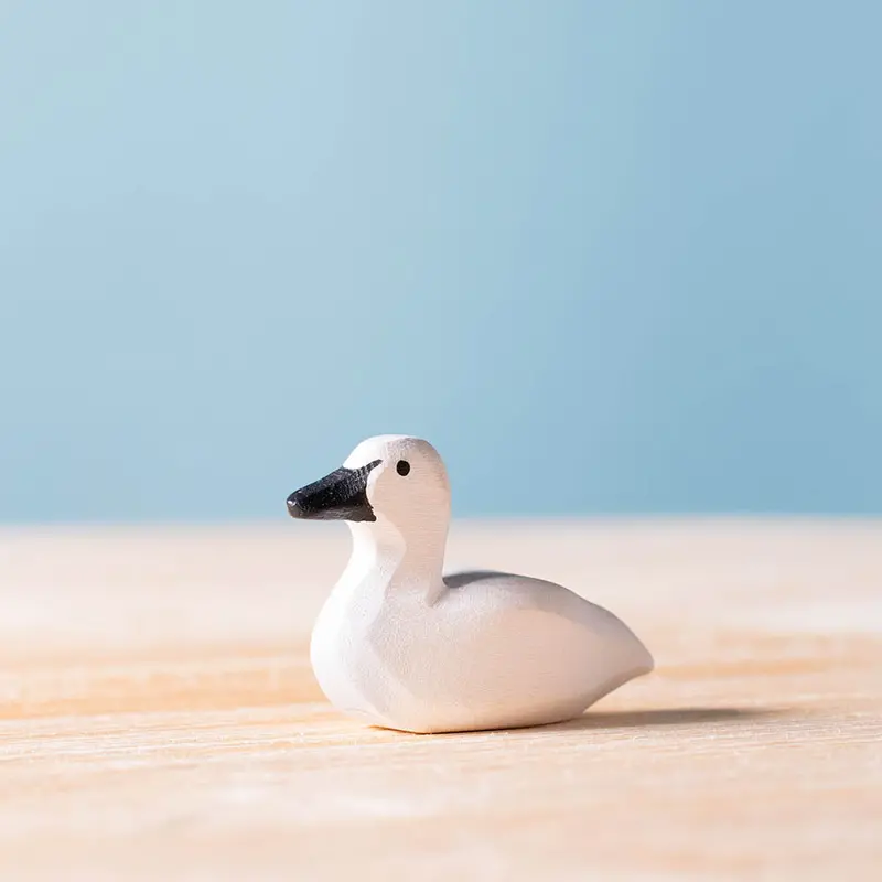 Bumbu Miniature Wooden Cygnet 2