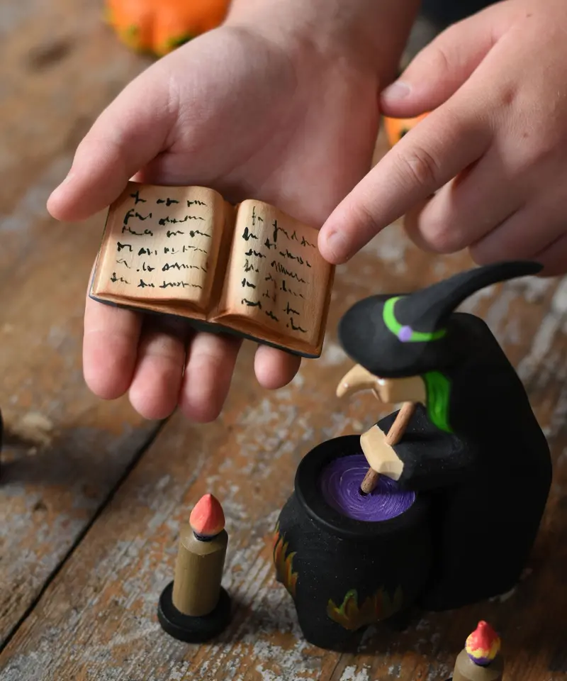 Bumbu Toys Open Spell Book 2
