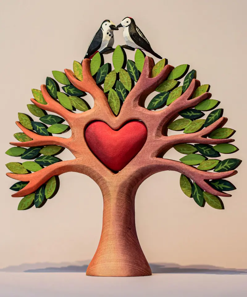 Bumbu Wooden Heart Tree 2
