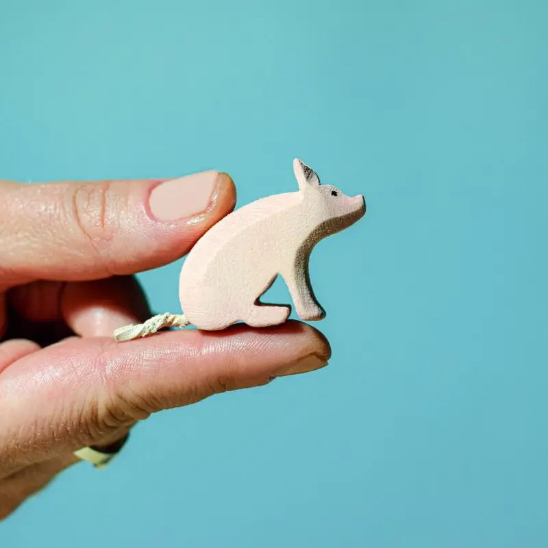 Bumbu Wooden Piglet Sitting 2