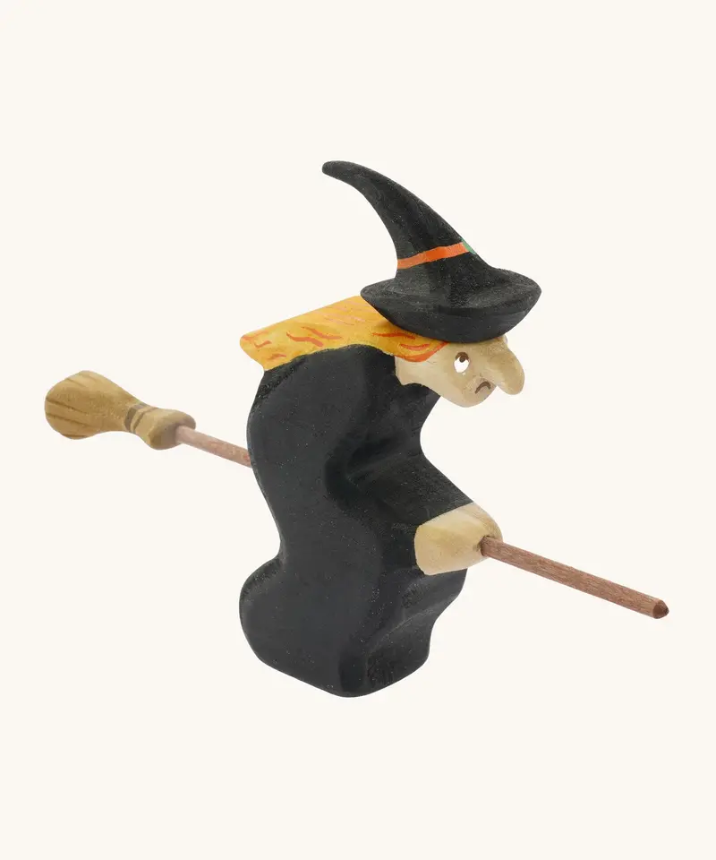 Bumbu Wooden Witch 1