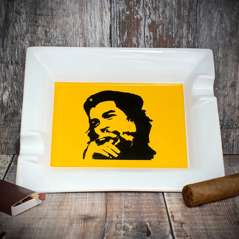 Che Guevara 2 Finger Cigar Ashtray 1