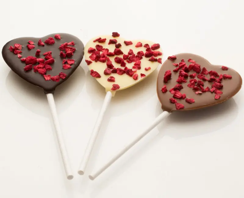 Cocoa Loco Milk Chocolate & Raspberry Heart Lolly 2