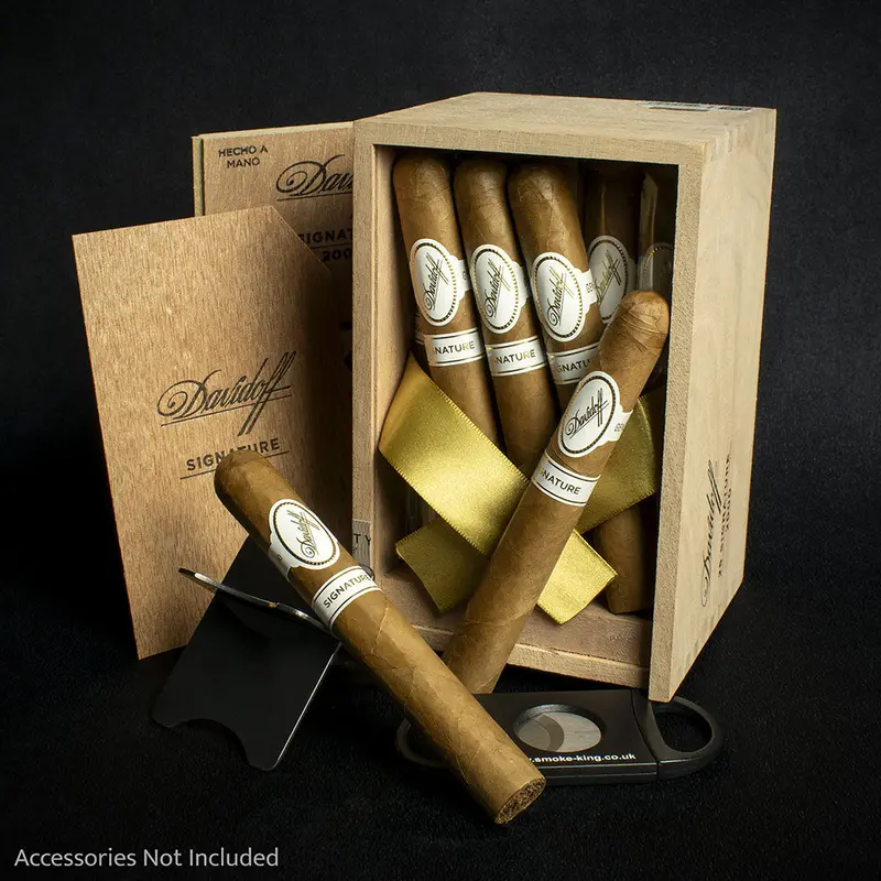 Davidoff Signature 2000 Cigar - Box Of 25 1