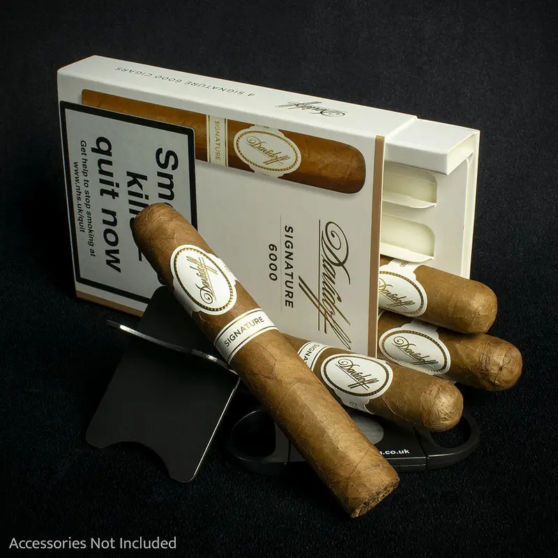 Davidoff Signature 6000 Robusto Cigars - Pack Of 4 1