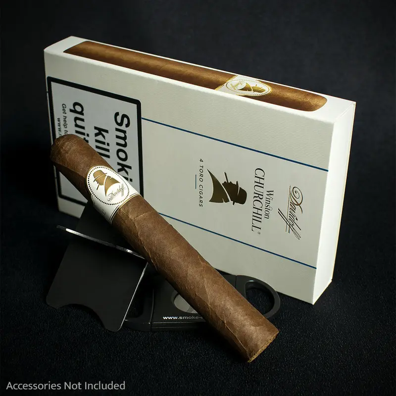 Davidoff Winston Churchill Commander Toro Cigars - Pack Of 4 2