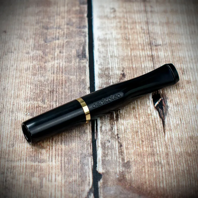 Denicotea Standard Cigarette Holder - 20225 Black/Gold Band 1