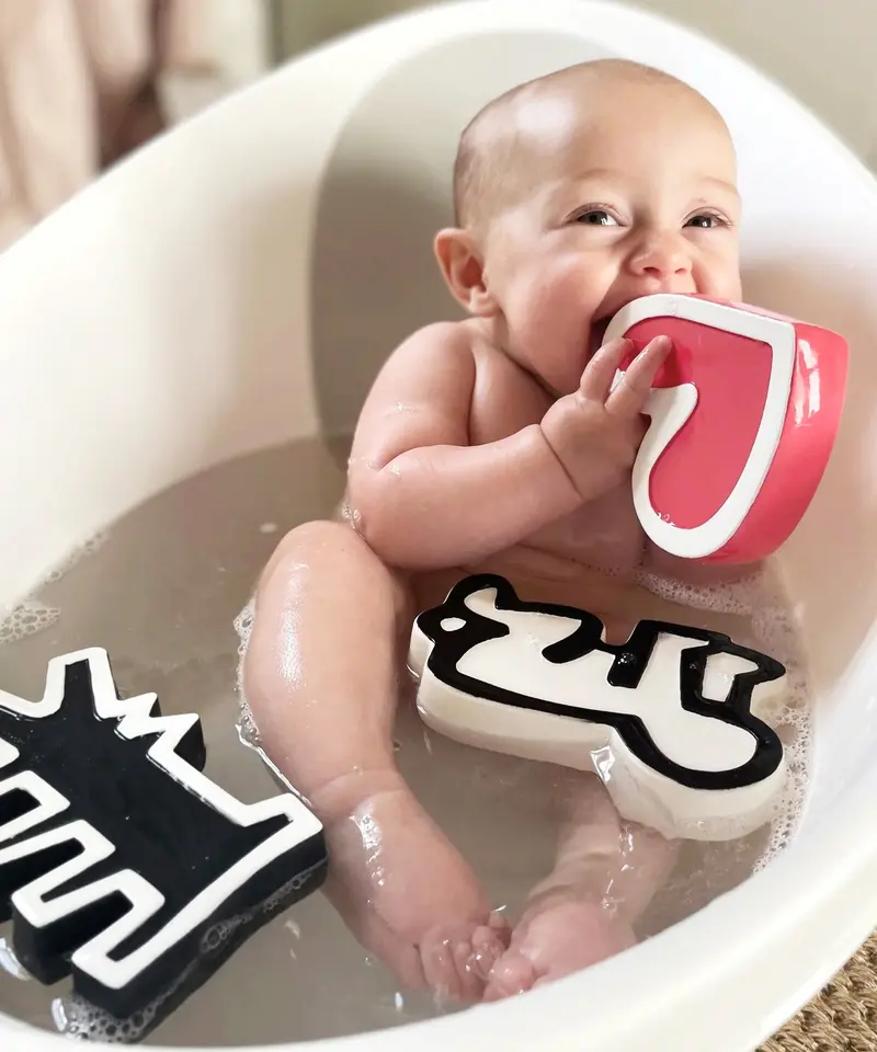 Etta Loves X Keith Haring Sensory Bath Toys Set 1