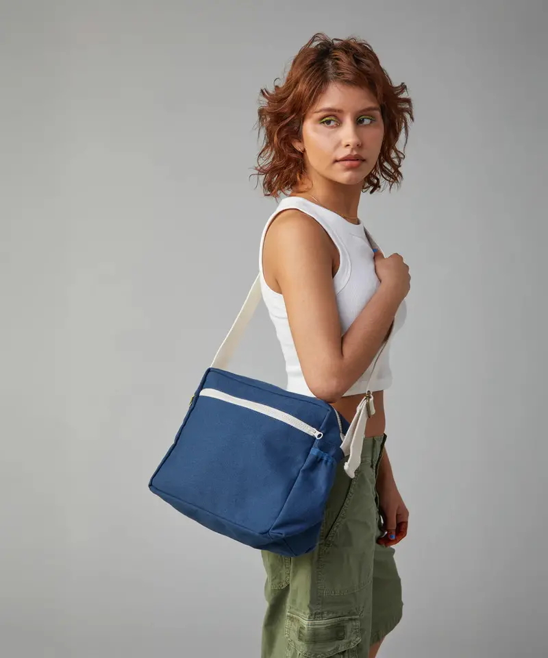 Fluf Organic Crossbody Bag 2