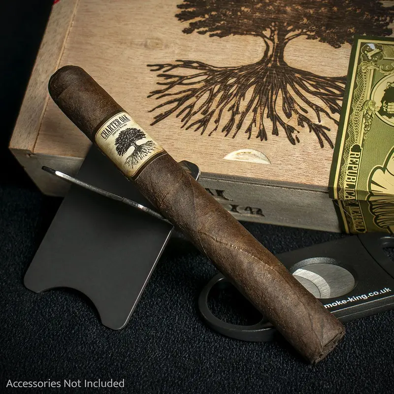 Foundation Cigars Charter Oak Connecticut Broadleaf Petite Corona Cigar - Single 2