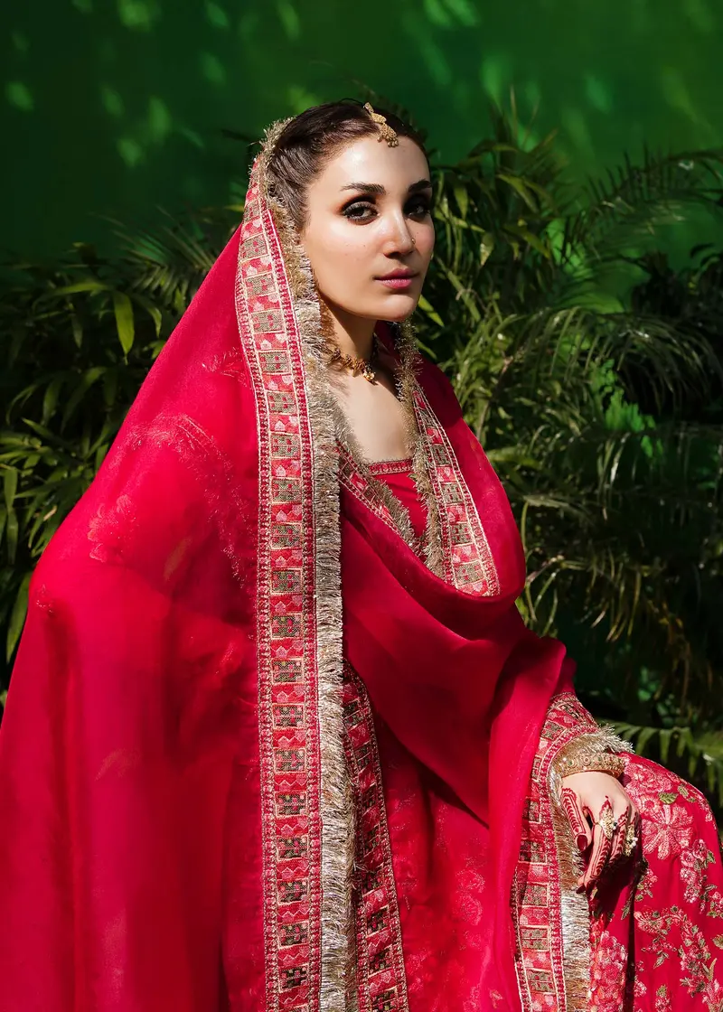 Gulaal - Mix & Match 3