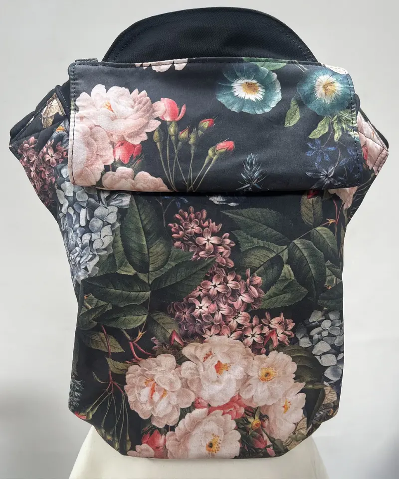 Integra Size 1 Baby Carrier - Regular Strap 6