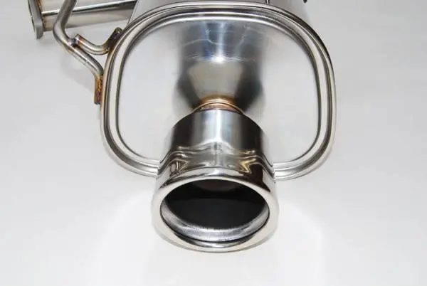Invidia 08-09 Wrx Sedan Q300 Dual Stainless Steel Tip Cat-Back Exhaust 2