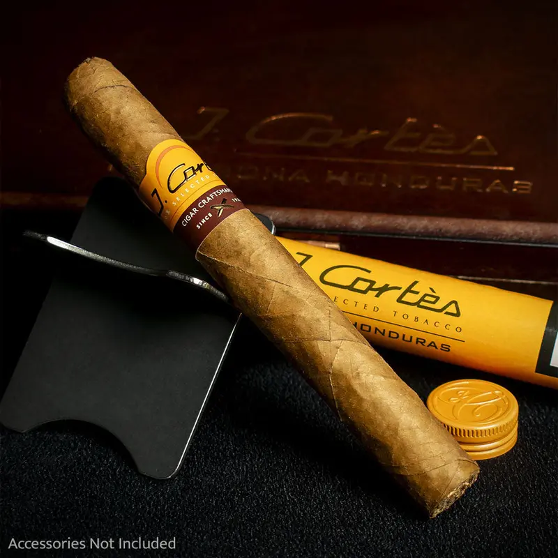 J. Cortes High Class Honduras Corona Cigar - Single 2