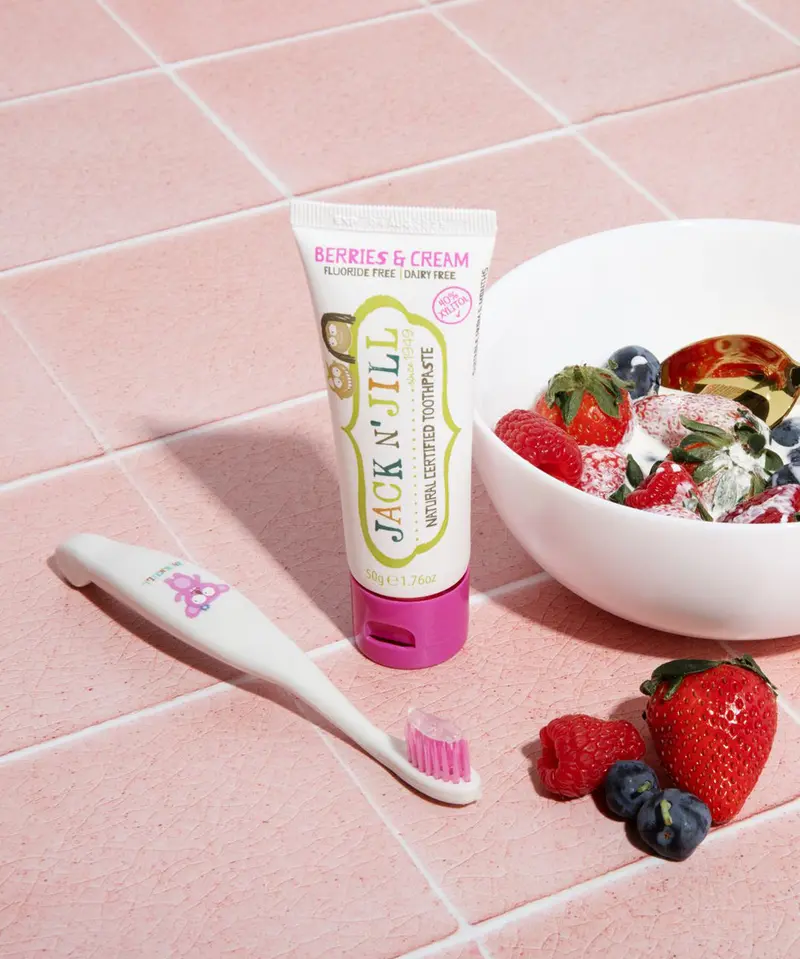 Jack N' Jill Fluoride-Free Berries & Cream Toothpaste 50G 2