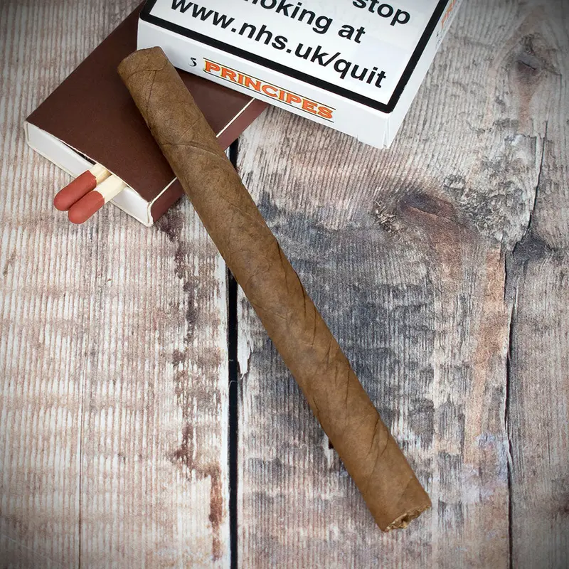La Aurora Principes Chicos Brown Chocolate Cigars - Pack Of 5 2