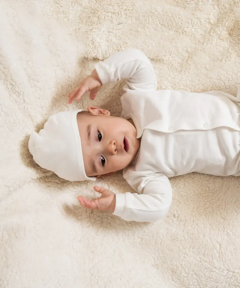 Little Green Radicals 'Hello World' Baby Gift Set - White 2