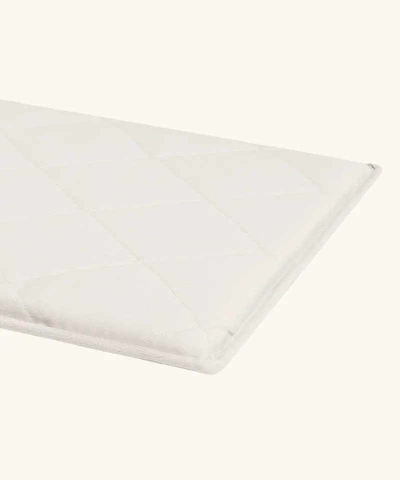 Little Green Sheep Natural Snuzpod4 Crib Mattress 1