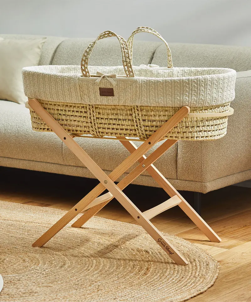 Little Green Sheep Organic Knitted Moses Basket & Mattress 2