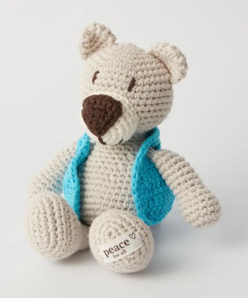 Made51 Refugee Made Peace Bear 1