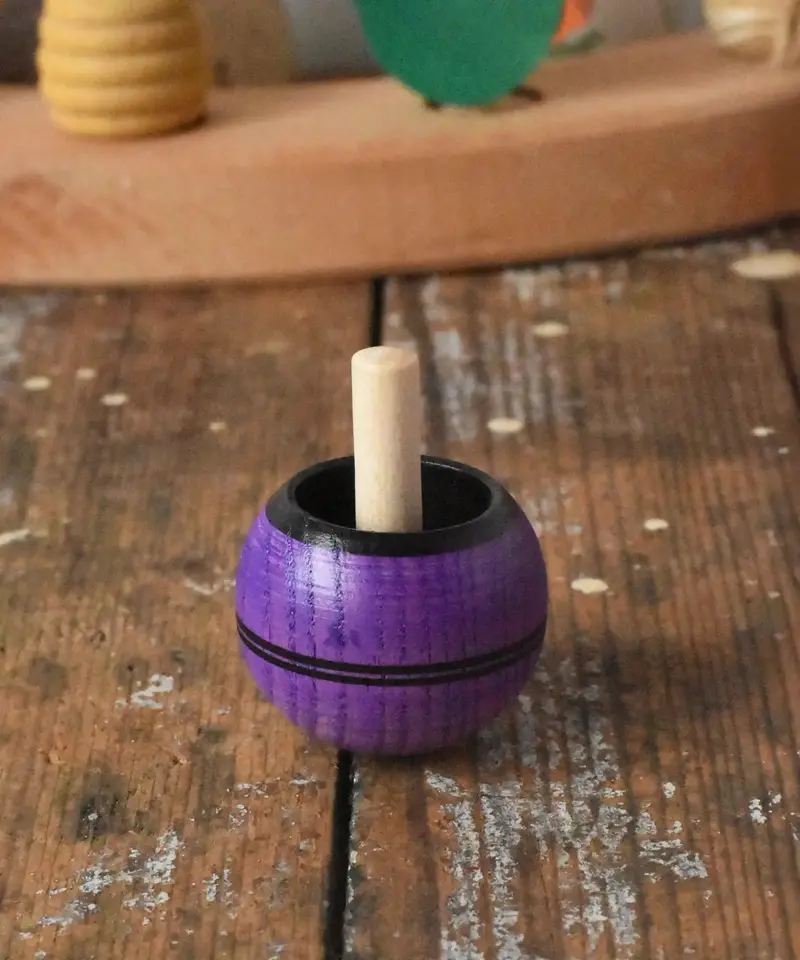Mader Ash Round Spinning Turn Over Top 1