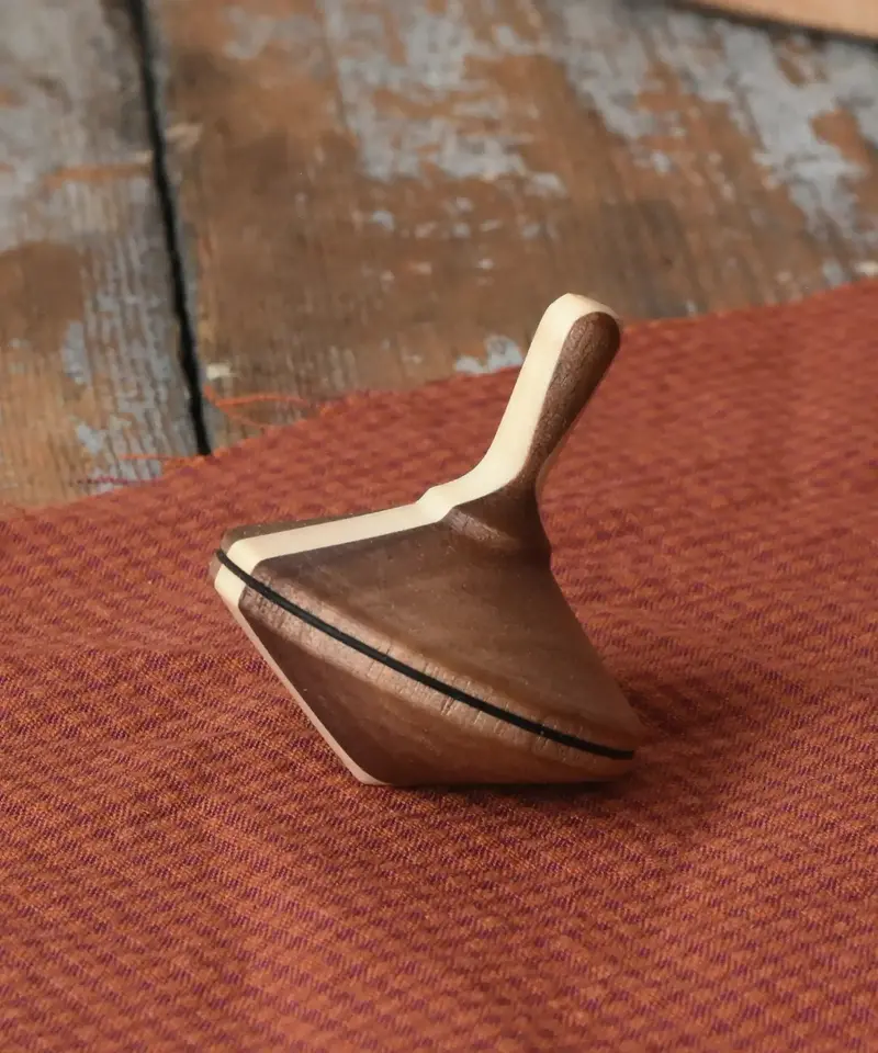 Mader Charlie Finger Spinning Top 1