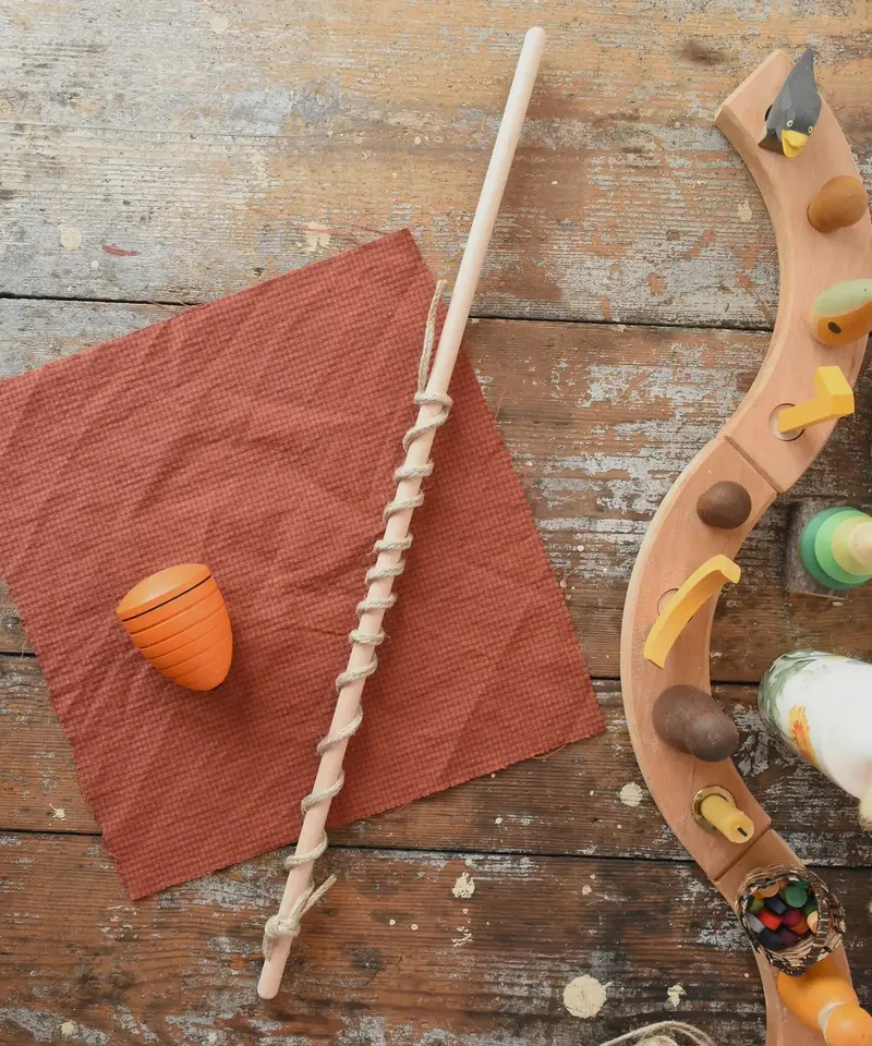 Mader Classic Whip Spinning Top 1