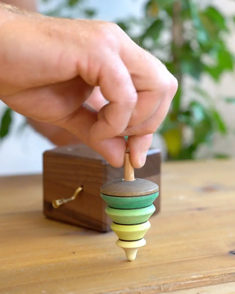 Mader Forest Music Box - O Christmas Tree 2