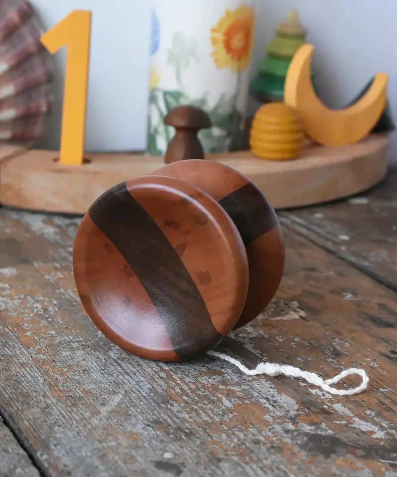 Mader Free Wheel Yoyo - Butterfly 1