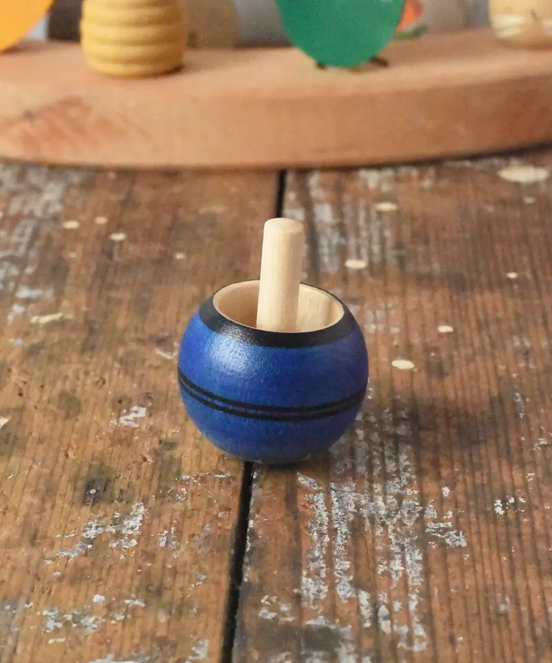 Mader Luna Turn-Over Spinning Top 1
