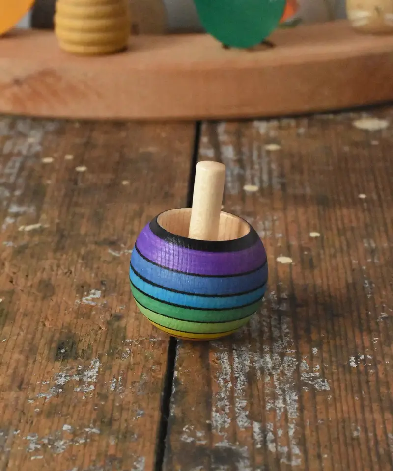 Mader Rainbow Spinning Turn-Over Top 1