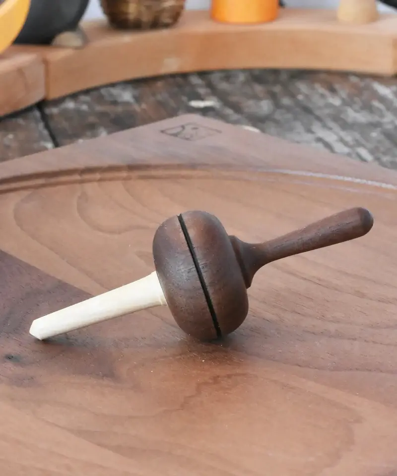 Mader Salto Totale Spinning Top - Walnut / Hornbeam 1